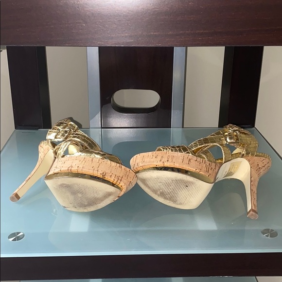 Gold Sandal heels - Picture 3 of 4